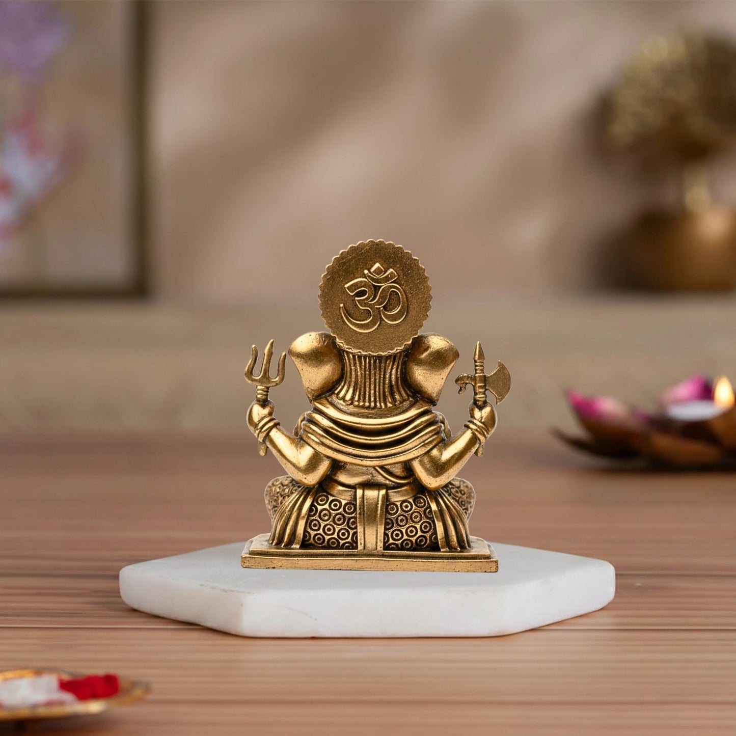 The Majestic Ganesha – Dagdusheth Form