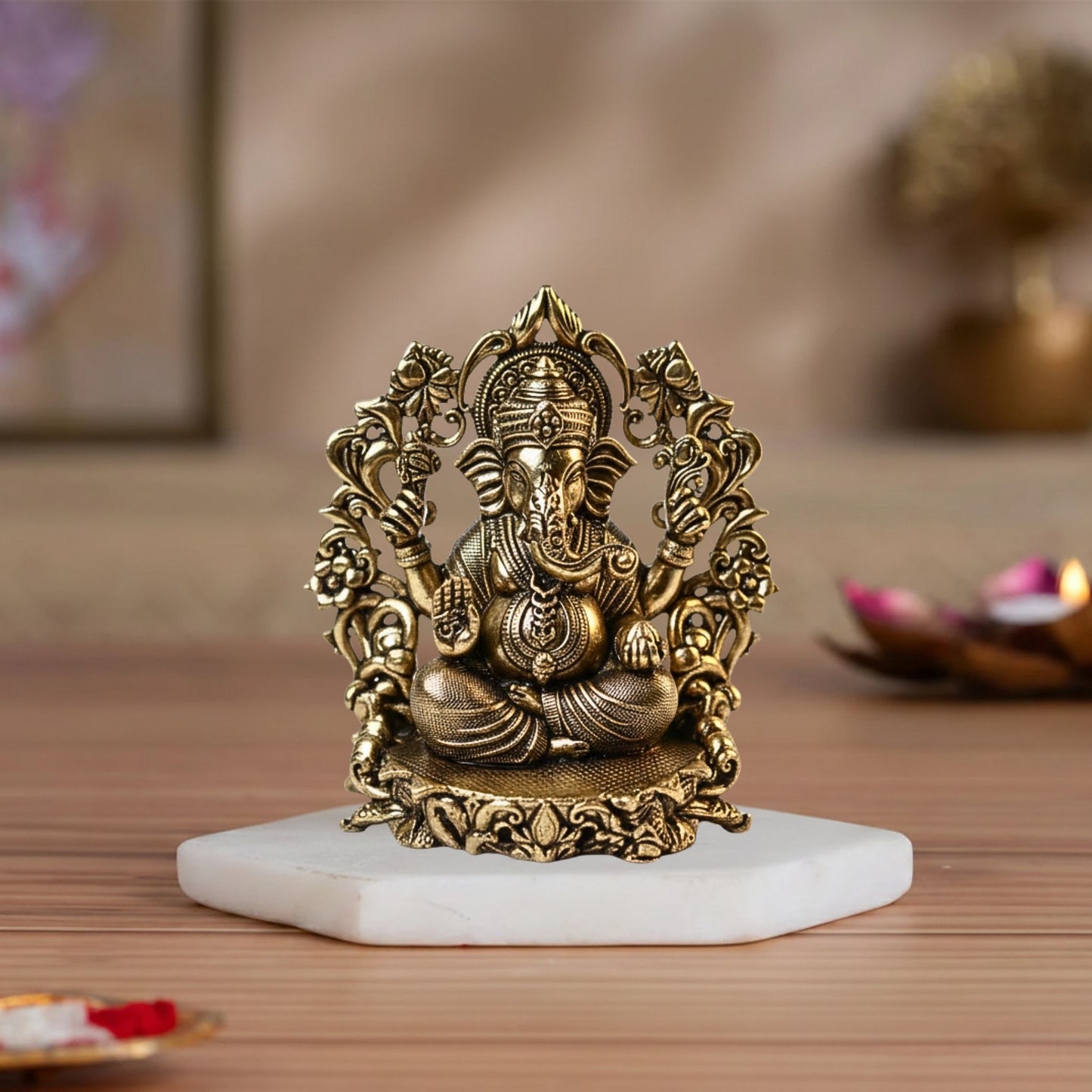 The Auspicious Ganesha – Prabhavali Form